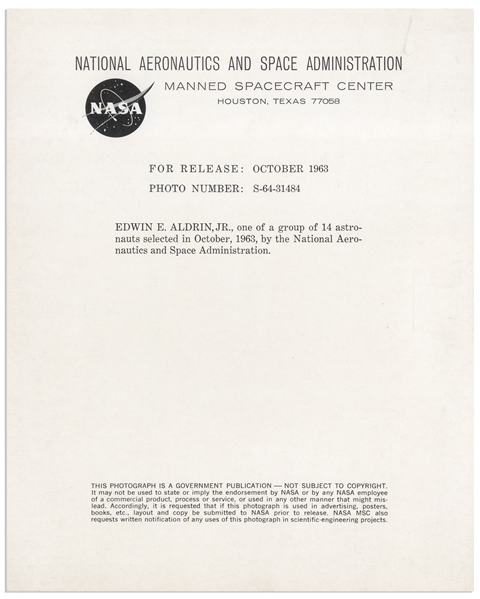 Buzz Aldrin Signed 8'' x 10'' Photo